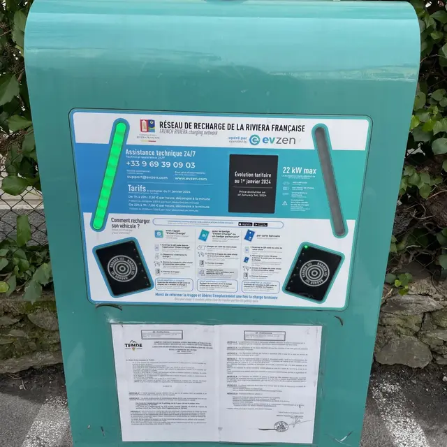 Bornes de recharge pour voitures électriques