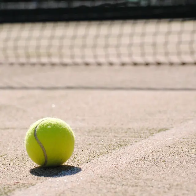 Terrain de tennis