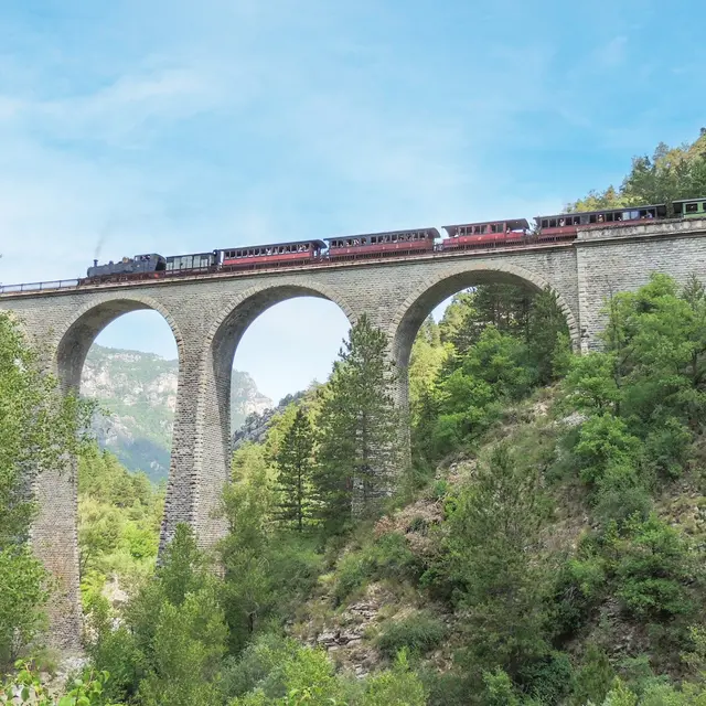 Le viaduc de la Donne