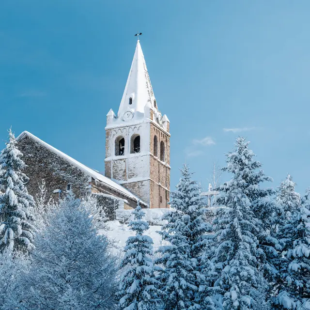 Eglise Notre-Dame de l’Assomption La Grave en hiver