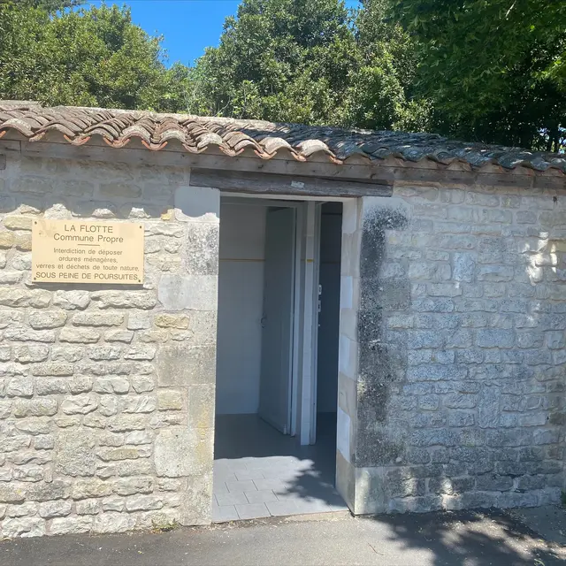 Toilettes publiques