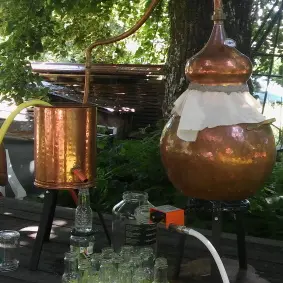 Démonstration : Secret d'hydrolat et distillation_Villages du lac de Paladru