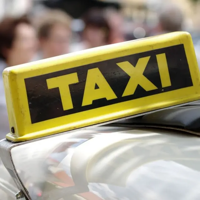 Taxi_2_Paradou