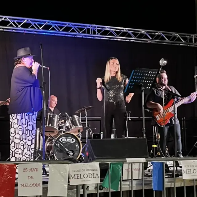 Concert Rallumer le feu_Pujaut