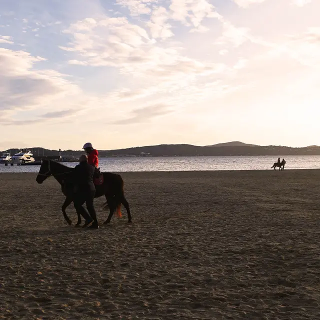 Balade à poney à Sainte-Maxime