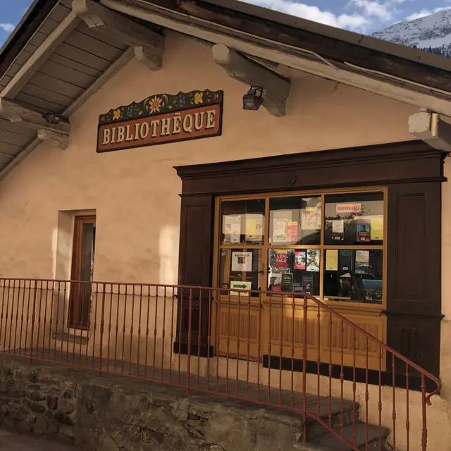 Bibliothèque_Hauteluce