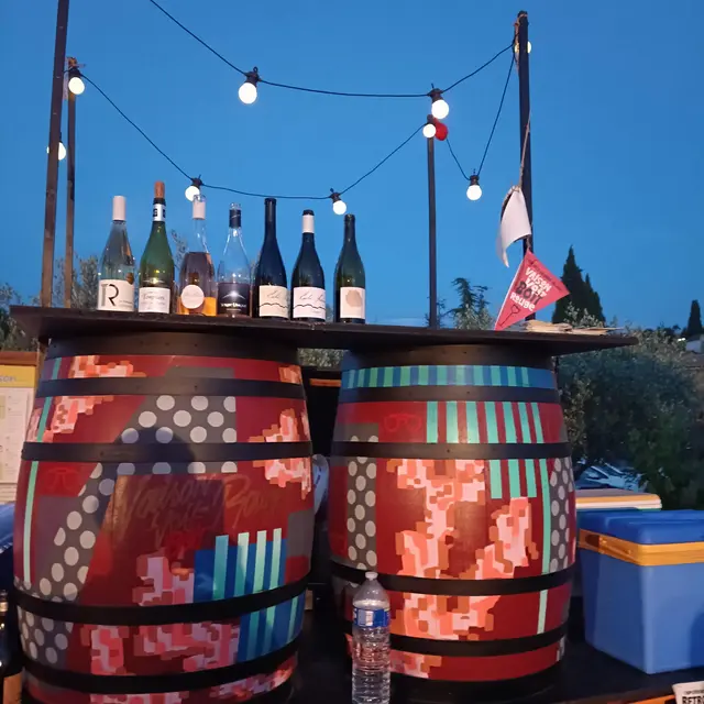 Vaison voit rouge !_Vaison-la-Romaine