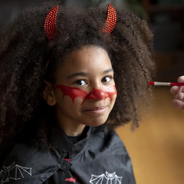 Atelier maquillage Halloween à La Londe les Maures