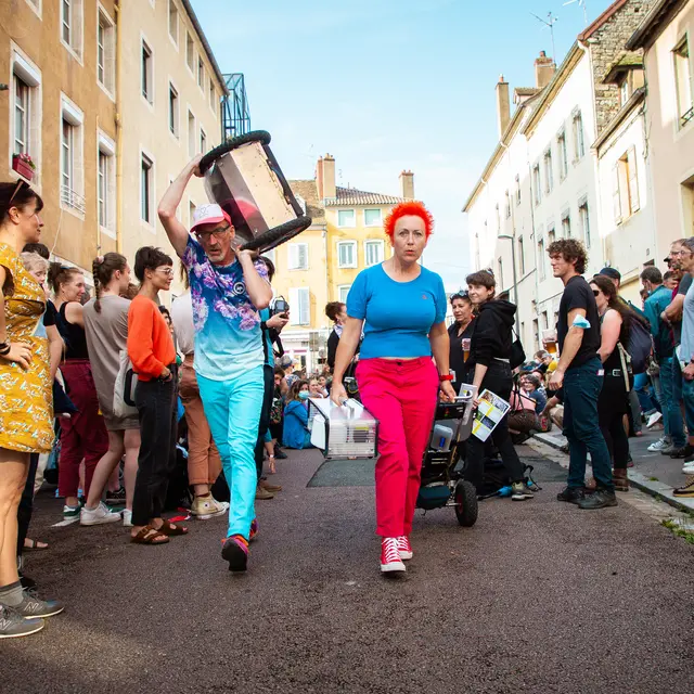 Déambulation Théâtrale : Nouvelles de Noo(oo)ne_Annemasse