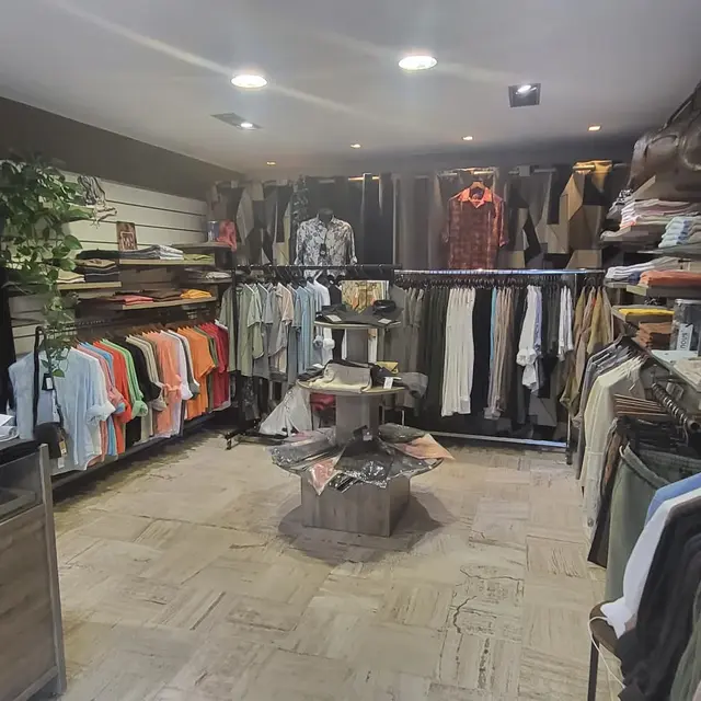 Corner Homme_Le Lavandou