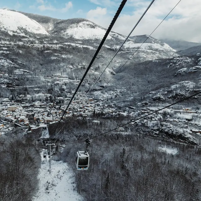 Télécabine du Baou entre Ax-les-Thermes et la station Ax 3 Domaines_Ax-les-Thermes
