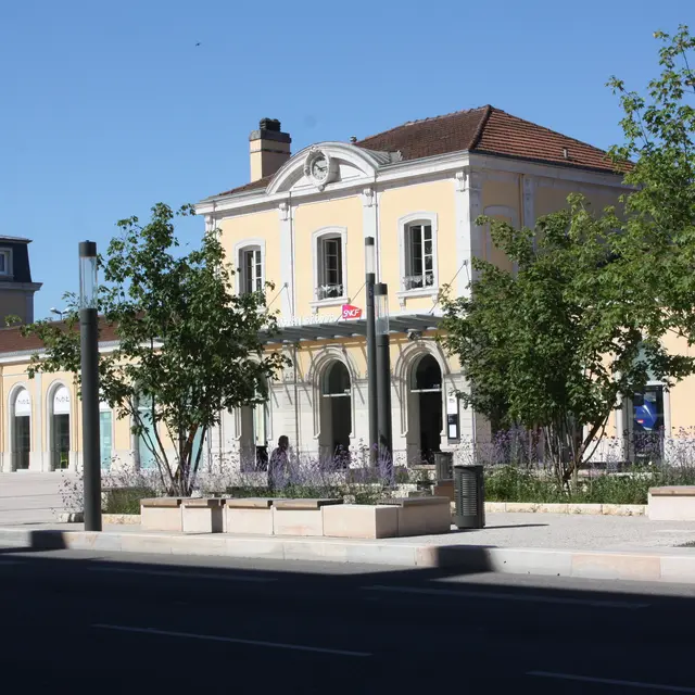 Gare SNCF _ Crédit CD Office de Tourisme BBA (3)