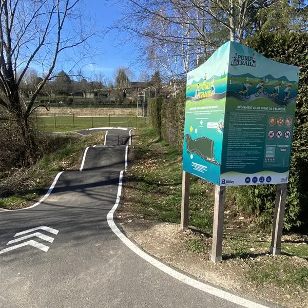 Pump track de la Plaine sportive de Belley_Belley