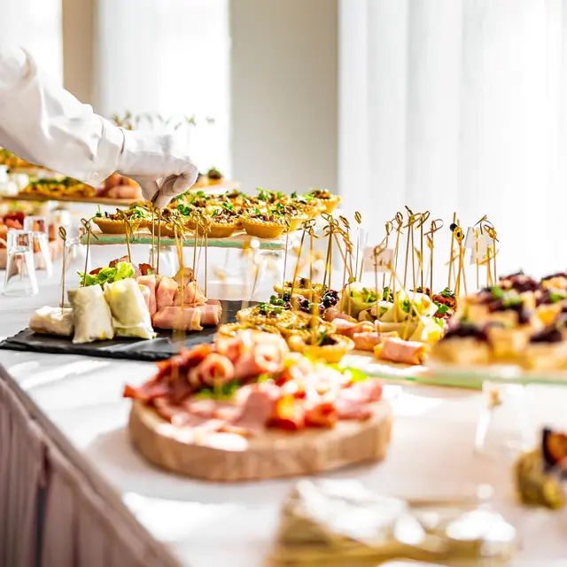 Buffet champêtre autour de produits locaux et éco responsables au Conservatoire-Jardin de la Châtaigneraie d’Isola_Isola
