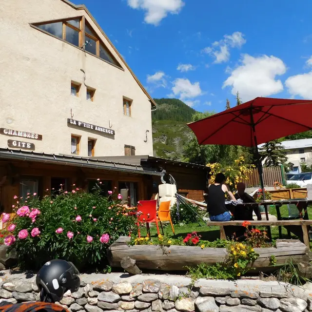 La P'tite Auberge -Gîte d’étape/séjour -Aiguilles -Queyras