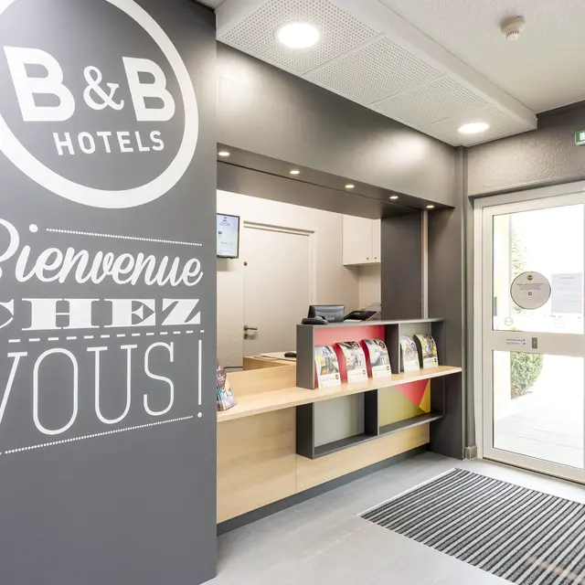 B&B