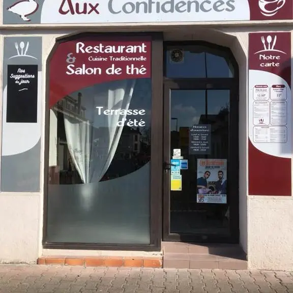 Aux confidences façade