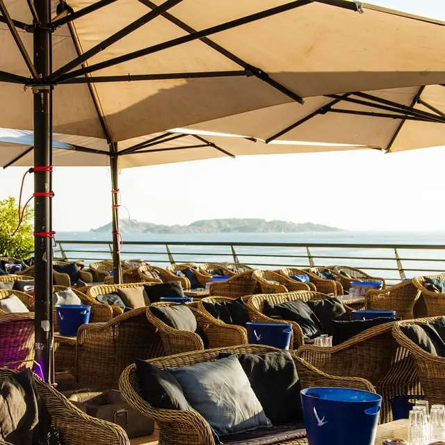 R2 le Rooftop des Terrasses Marseille