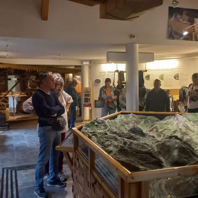 Groupes adultes : Visite libre de la Maison du Fromage Abondance_Abondance
