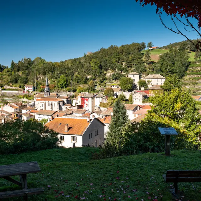 Olliergues, entre tours et terrasses - Parcours découverte patrimoine_Olliergues