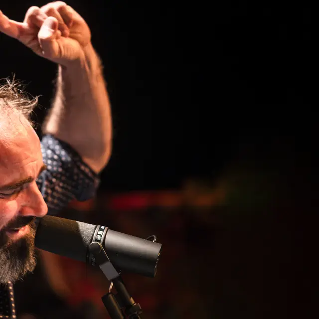 Poésie couchée sur musique en transat_Viriat