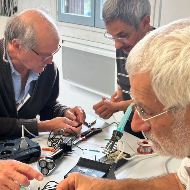 SERD - Réparation de vos appareils électriques dans les Repair Café éphémère à Bernin_Bernin