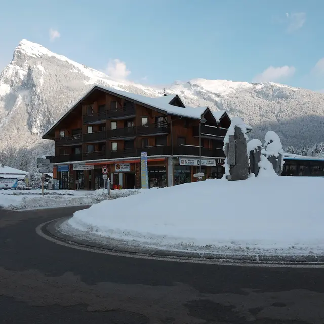 Location vente réparation ski snowboard samoens