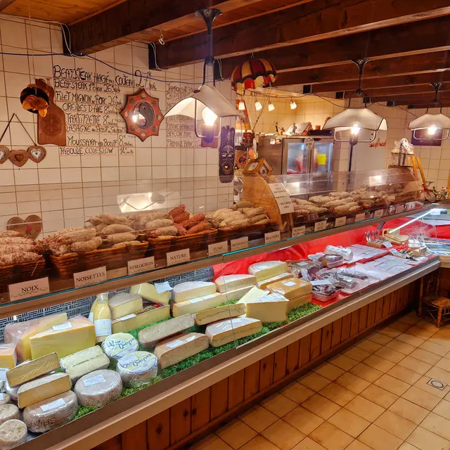 Aux Petits Délices - Boucherie, fromage, traiteur & produits locaux_Les Orres
