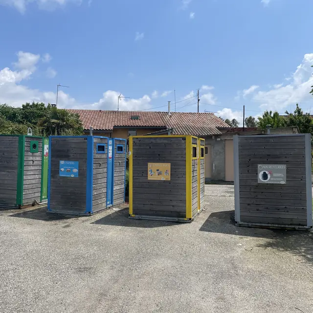 Bornes de tri Place du Sol_Lafrançaise