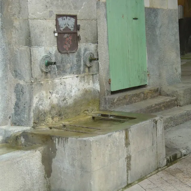 Fontaine de la place du village_La Bollène-Vésubie