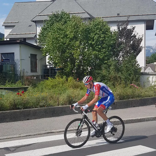 La Monstre Raide_Cordon