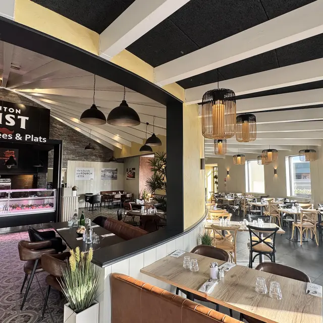 Tonton Gust_Saint-Martin-de-Crau