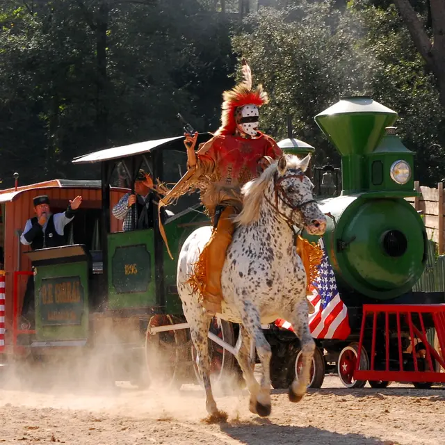 Parc d'attraction avec Ok Corral