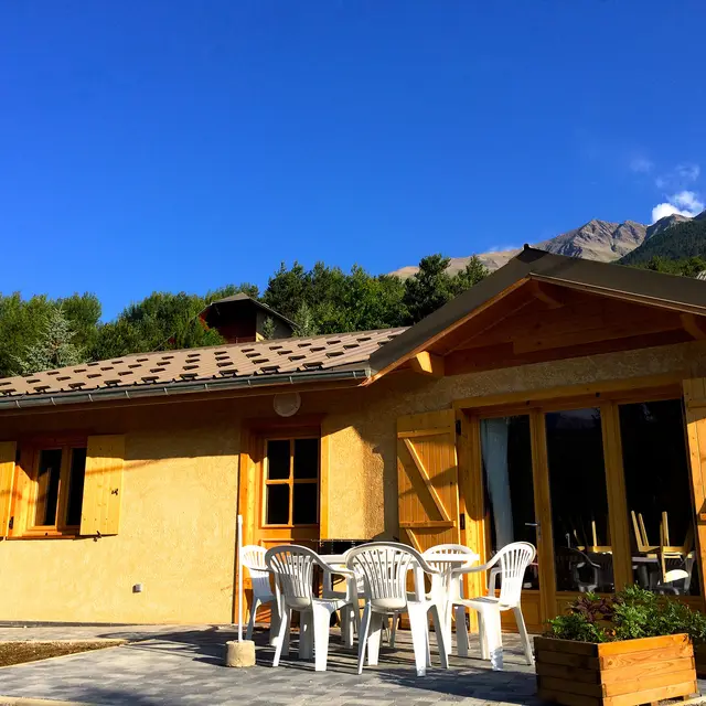 Les Gîtes de l'Argile En Toute Amitié - Location de vacances à Faucon-de-Barcelonnette