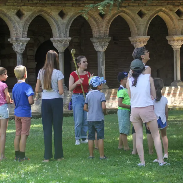 Visite en famille – Ma vie au Moyen Âge_Moissac