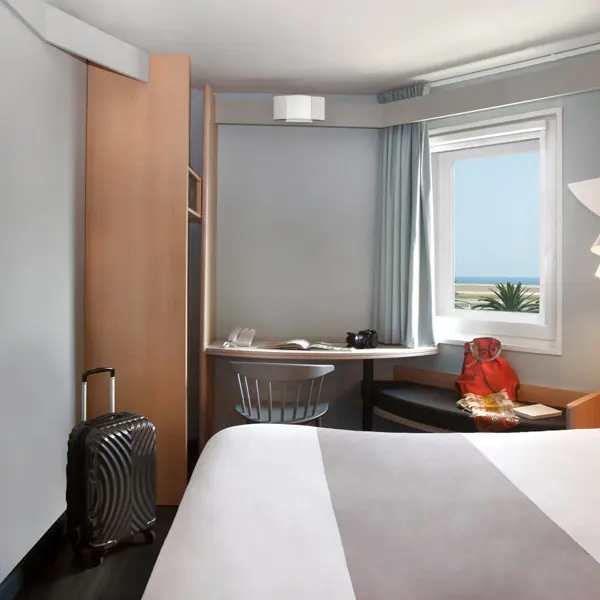 IBIS-NICE-AEROPORT-04.jpg