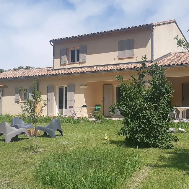 Les Pierres sauvages