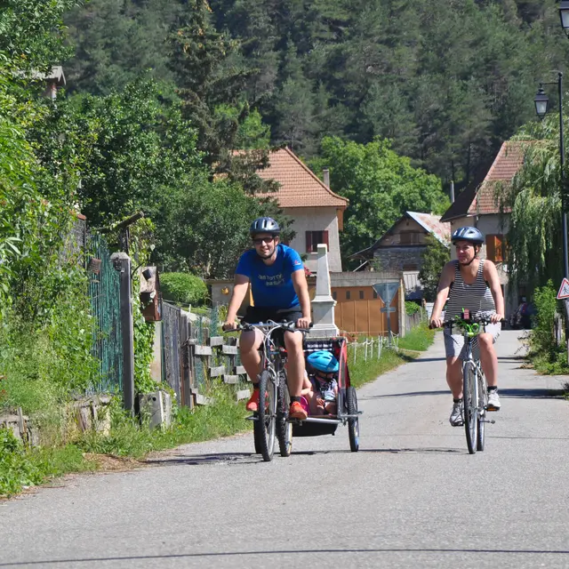Vélo dans les Clues de Barles