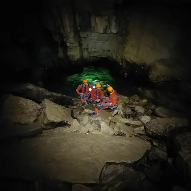 Spéléologie dans la grotte du Curé avec Cordi'ca_Saint-Pierre-d'Entremont