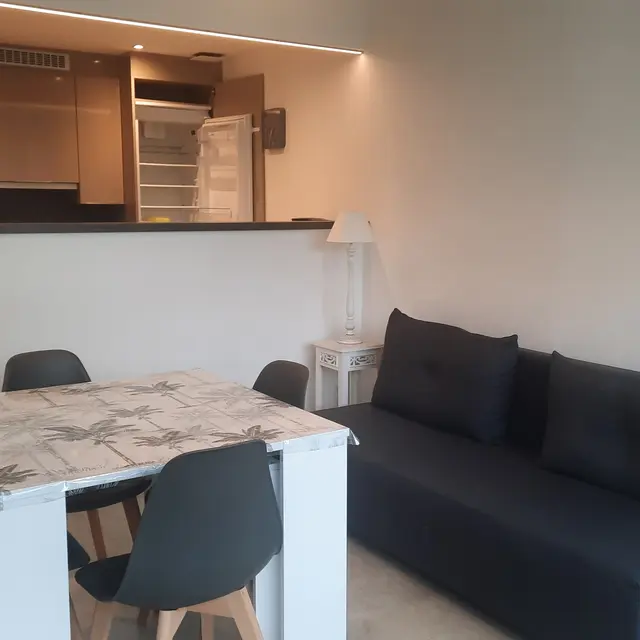 Degen Aline location meubléeFréjus