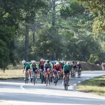 Course cycliste : Les Boucles du haut Var_Varages