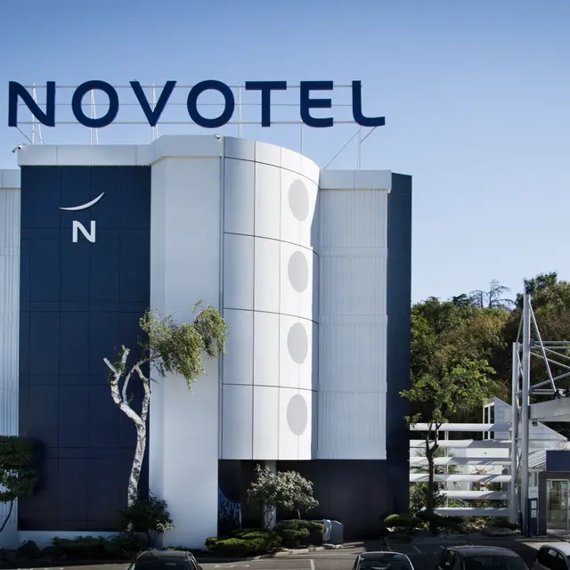 H NOVOTEL