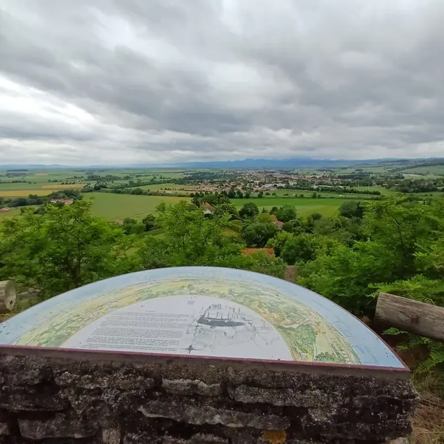 La Butte de Montpensier_Montpensier