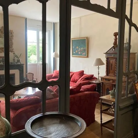 Salon