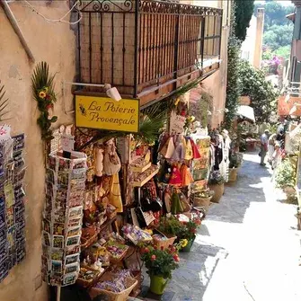 Boutique Bazar Souvenirs_Bormes-les-Mimosas
