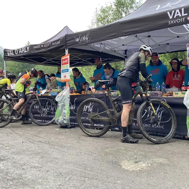 Ravitaillement MB Race