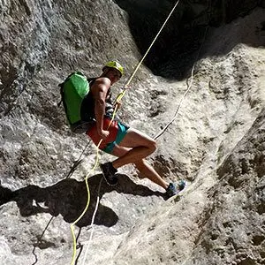 canyoning-verdon-ferne-rappel_rocksiders.jpg