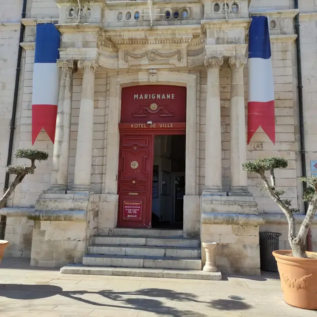 Entrée Hôtel de Ville