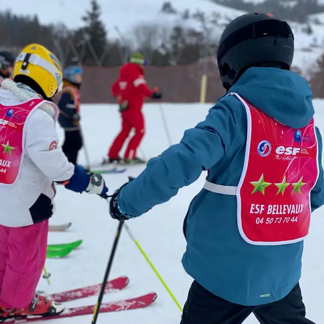 Cours Collectifs alpin-snowboard à La Chèvrerie_Bellevaux