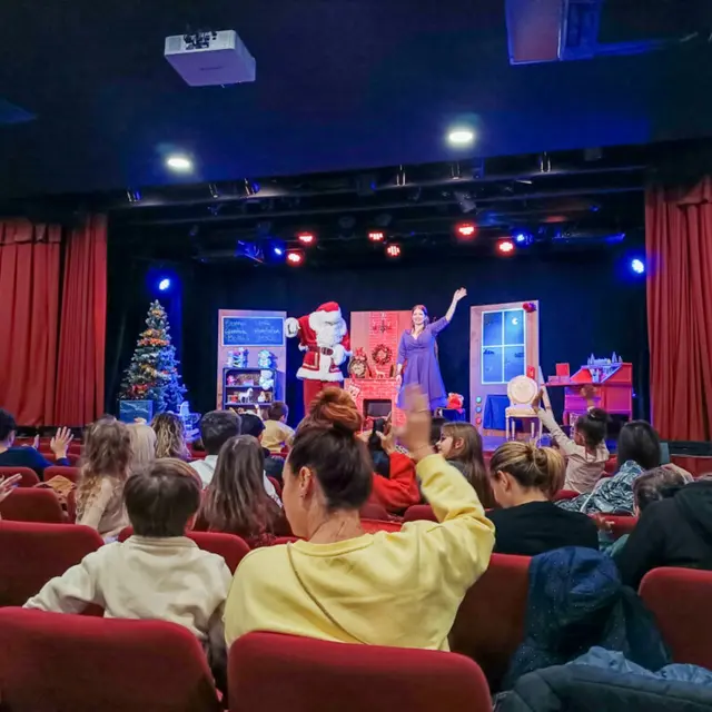 Le Père Noël perd son costume_Allauch